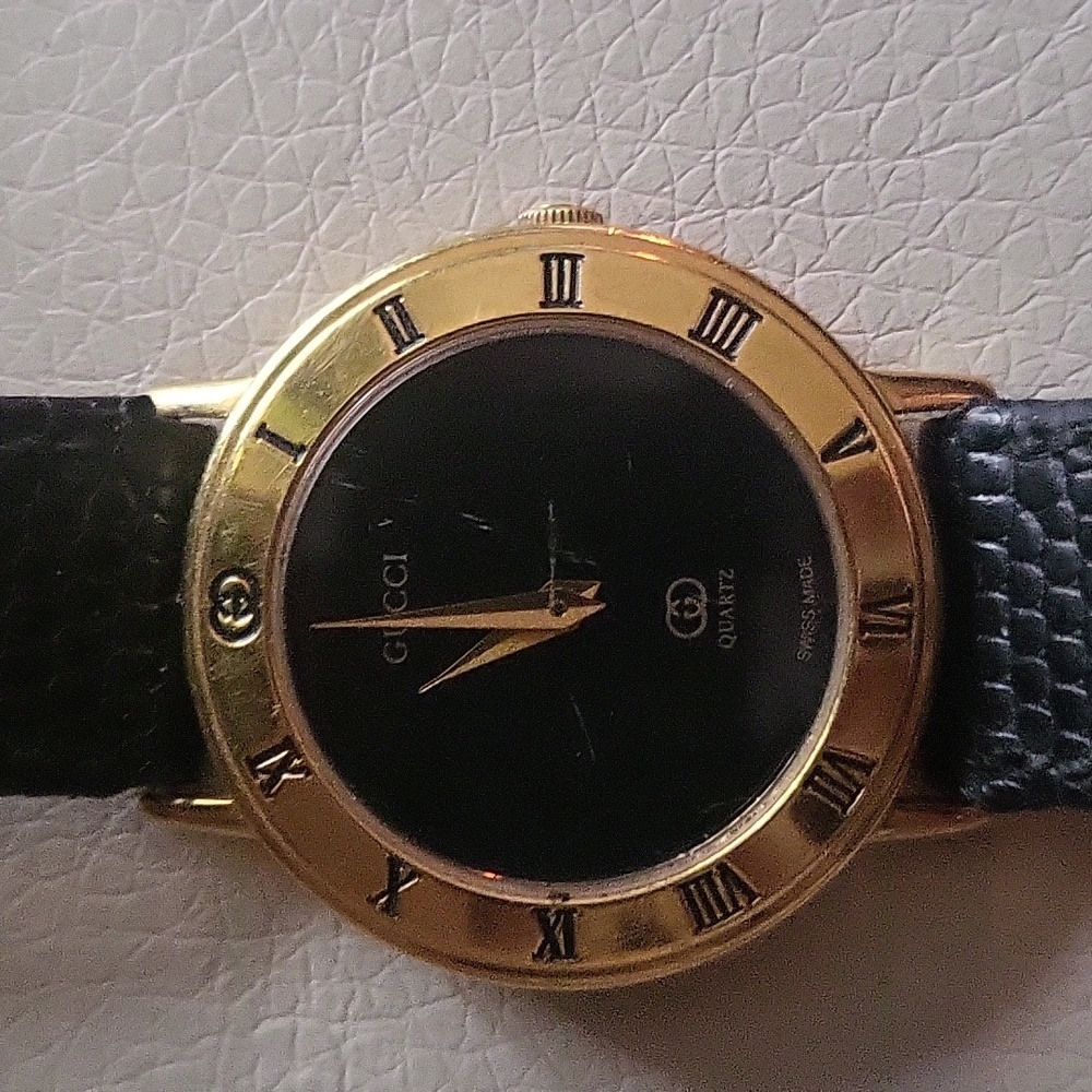 VINTAGE Gucci 3001K gold/black